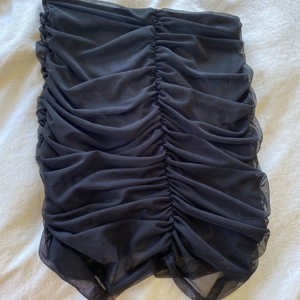 FashionNova ruched black pencil skirt